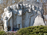  Memorial to Hungarian Forced Labor Captives after World War II. 